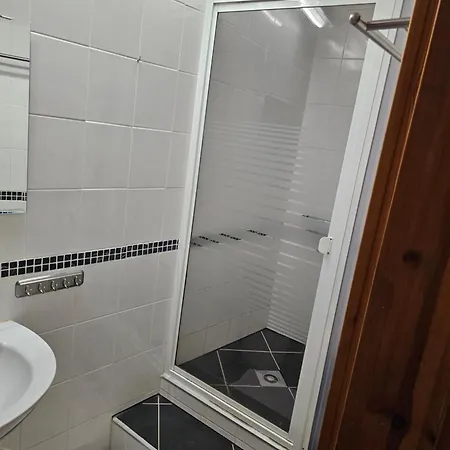 Der Saison Apartment