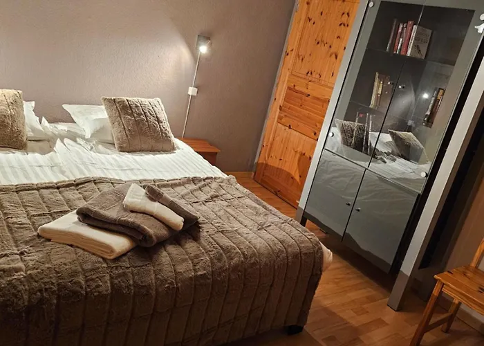 Der Saison דירה Veldenz